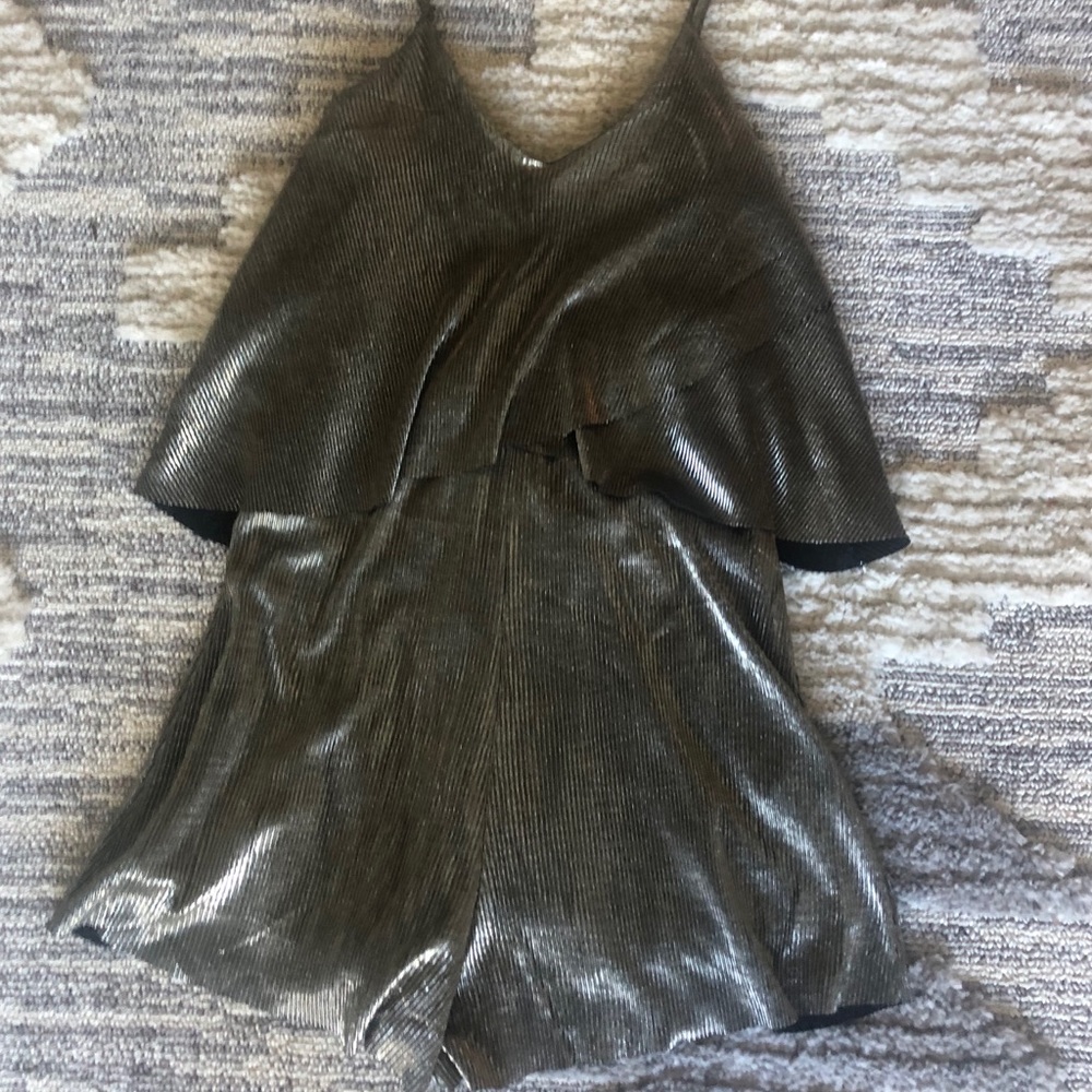 Illa illa Silver Romper Size S